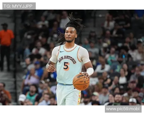 锡安11中8空砍21分11板，鹈鹕其他首发合计59投14中